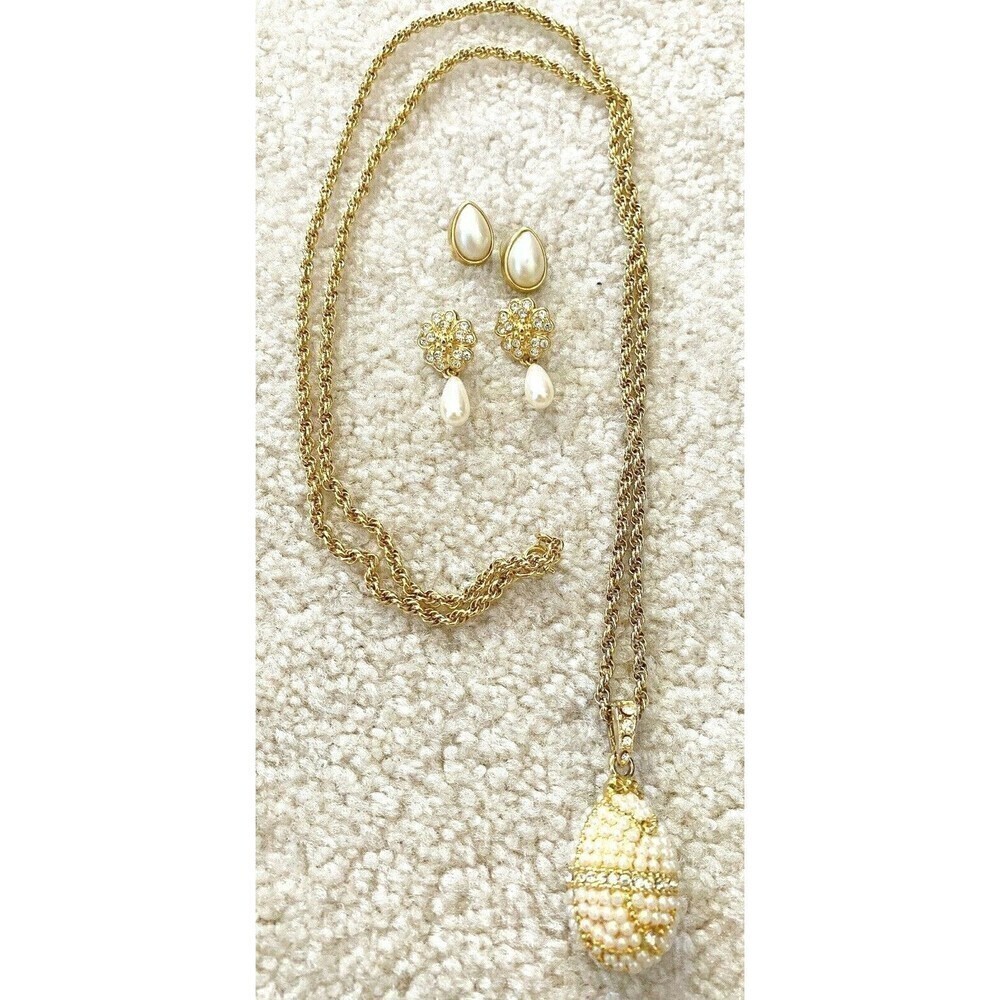 Beaded Egg Necklace & Earring Set Faux Pearl Gold Rhinestone Richelieu 90s Y2K
